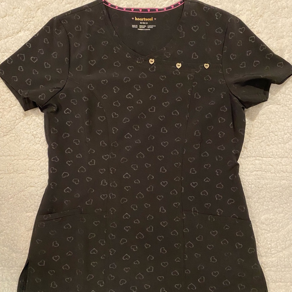 HeartSoul Black Medium Scrub Top